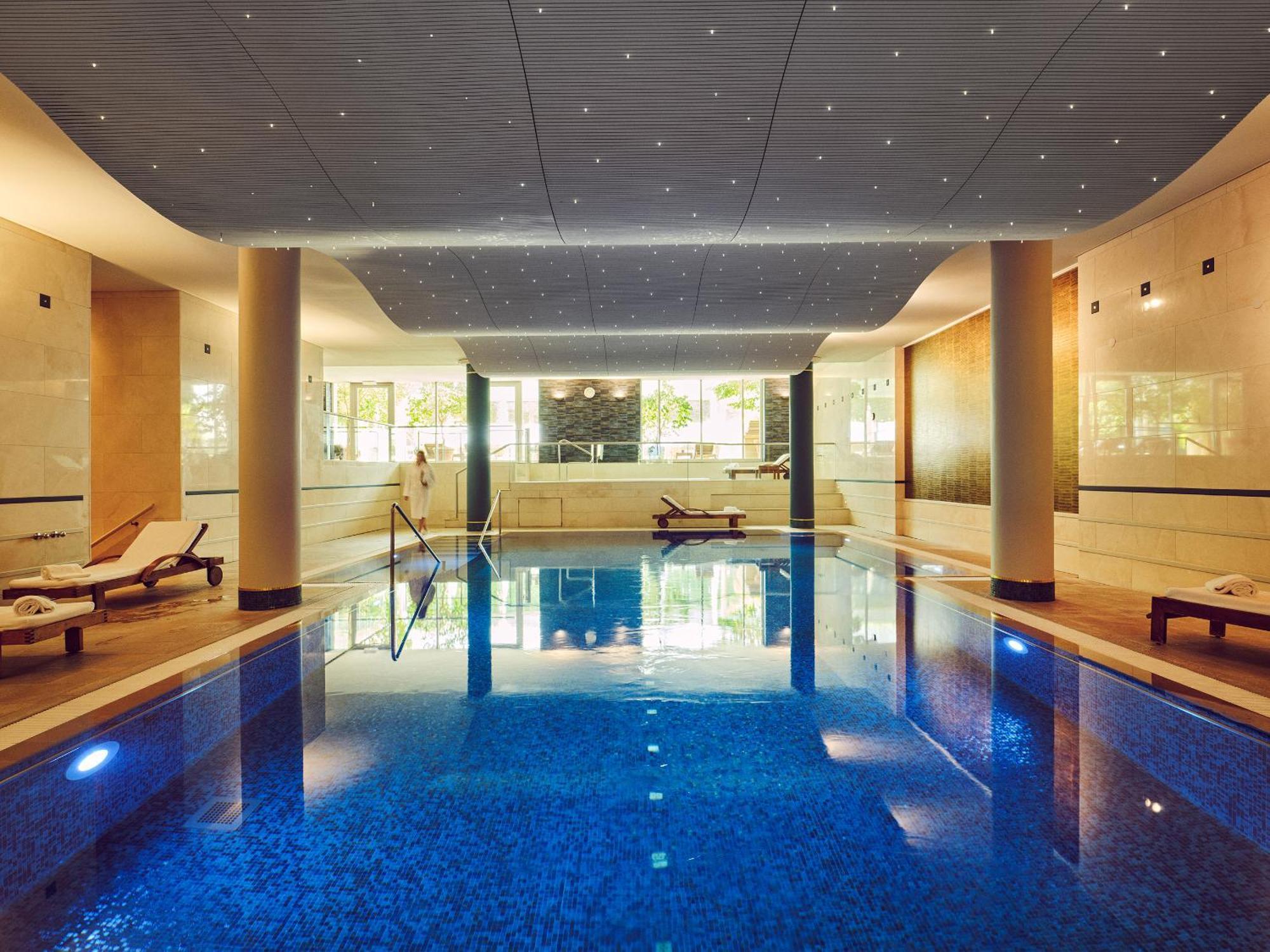 Lausanne Palace Esterno foto The spa at the Hotel de la Paix